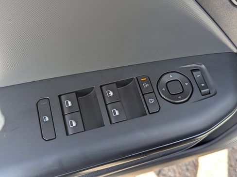 New 2026 Kia K4 FWD image 19