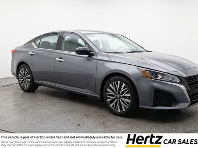 Used 2025 Nissan Altima 2.5 SV