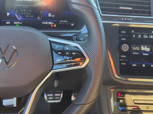 Used 2023 Volkswagen Tiguan SE R-Line image 15