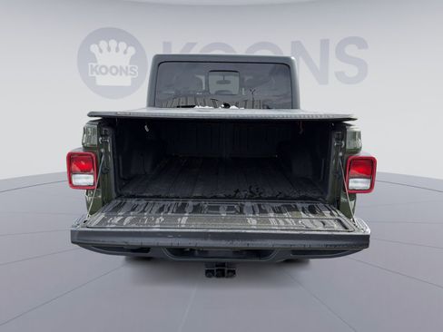 Used 2021 Jeep Gladiator Willys image 25