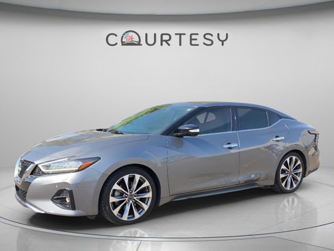 Certified 2023 Nissan Maxima Platinum w/ Sport Mat Group FWD image 1