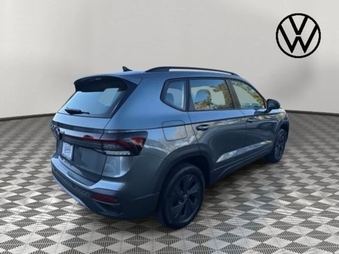 Certified 2025 Volkswagen Taos S image 3