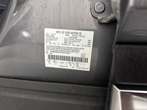 Used 2023 Ford Explorer XLT w/ Equipment Group 202A AWD/4WD image 37