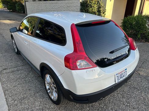 Used 2009 Volvo C30 FWD image 22