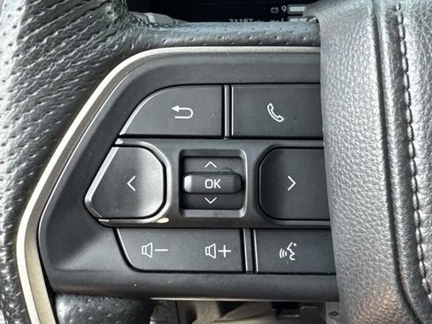 Used 2025 Toyota Tundra Limited RWD image 29