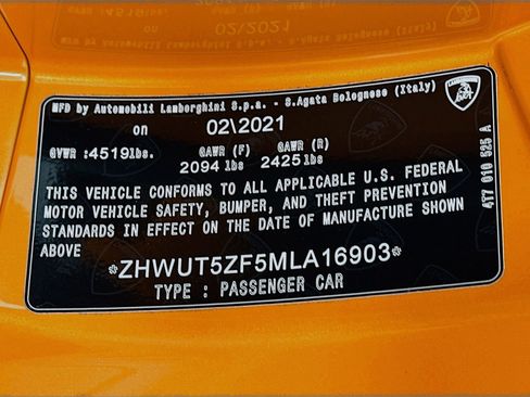 Used 2021 Lamborghini Huracan EVO RWD image 42