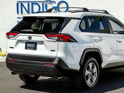 Used 2025 Toyota RAV4 XLE FWD image 7