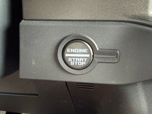 Certified 2025 Ford Bronco Badlands AWD/4WD image 11