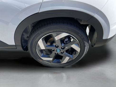 Certified 2026 Hyundai Venue SEL FWD image 26