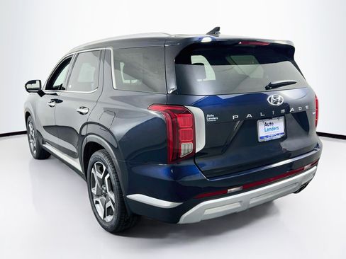 Used 2023 Hyundai Palisade Limited w/ Winter Package AWD/4WD image 7