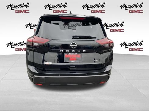 Used 2025 Nissan Rogue SV AWD/4WD image 7