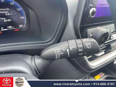Certified 2024 Toyota Grand Highlander AWD image 27