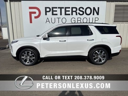 Used 2022 Hyundai Palisade SEL w/ Premium Package image 6