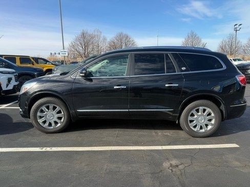 Used 2017 Buick Enclave Premium image 11