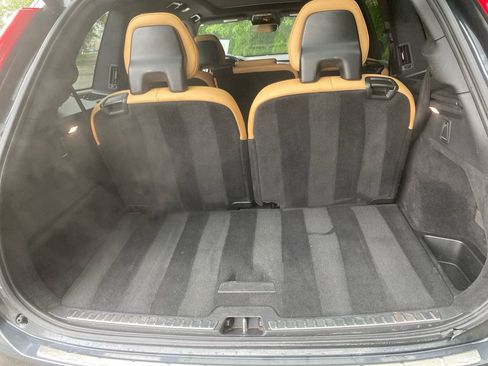 Used 2017 Volvo XC90 T6 Momentum w/ Vision Package AWD/4WD image 23