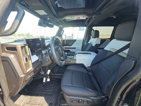 Used 2025 GMC Hummer EV 3X AWD/4WD image 3