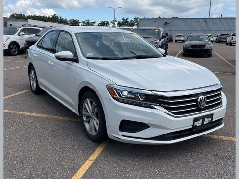 Used 2020 Volkswagen Passat 2.0T S FWD image 1
