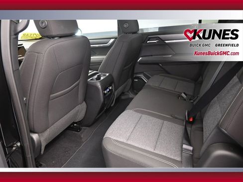 New 2025 GMC Acadia Elevation image 15