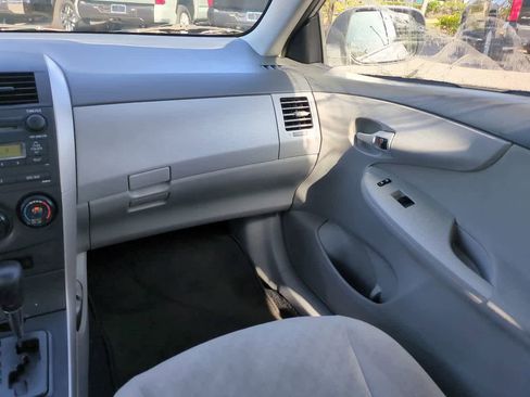 Used 2009 Toyota Corolla LE image 15