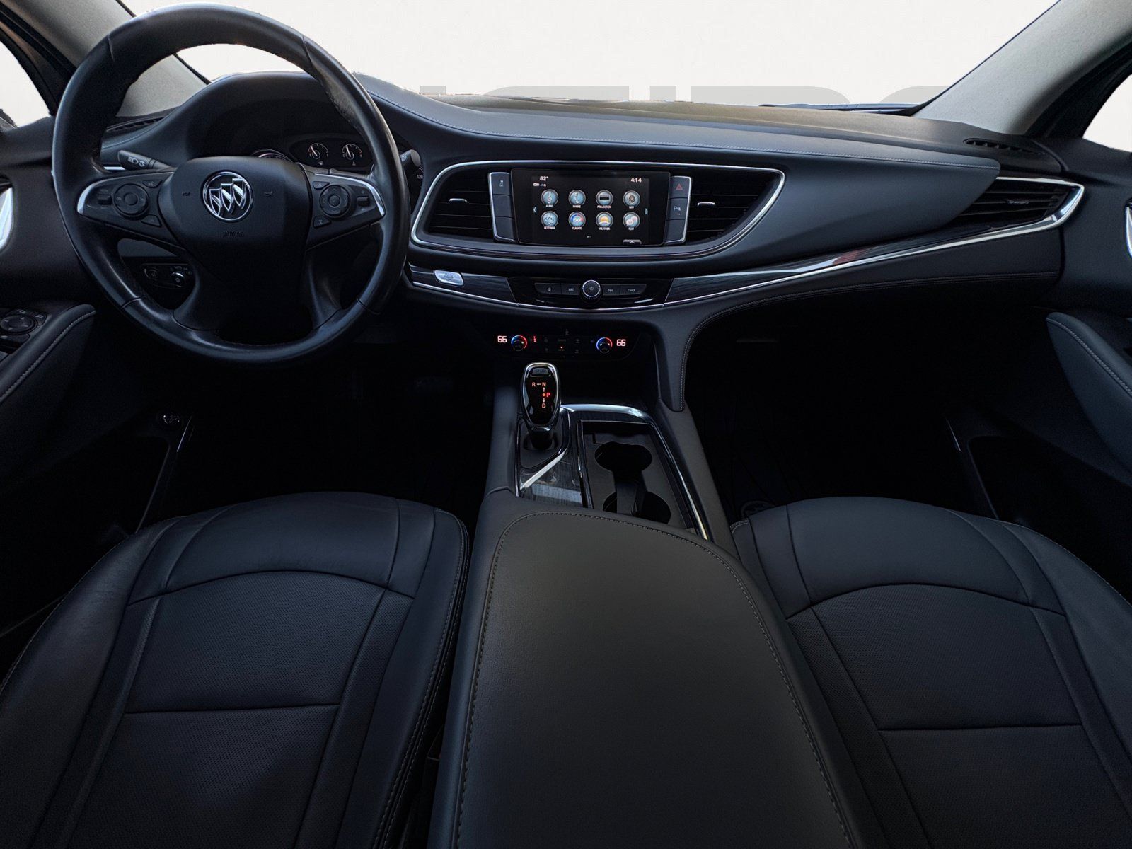 Used 2019 Buick Enclave Essence FWD image 3