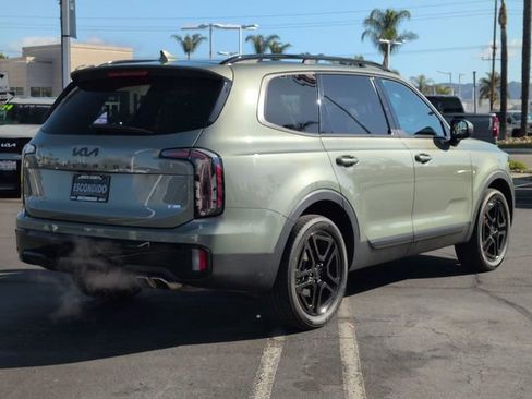 Used 2025 Kia Telluride EX AWD/4WD image 3