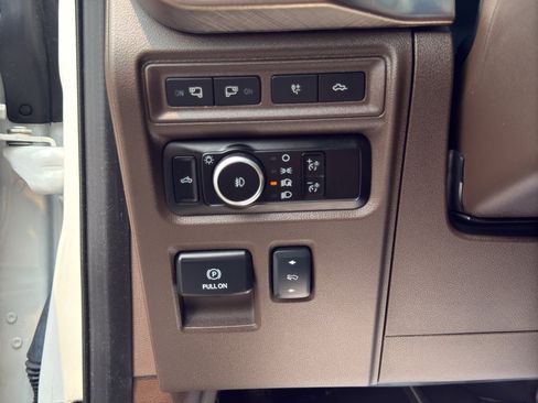 Used 2023 Ford F150 King Ranch w/ Equipment Group 601A High AWD/4WD image 29