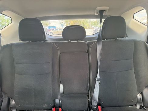 Used 2016 Nissan Murano SV FWD image 23