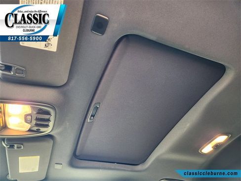 Used 2025 GMC Canyon AT4 w/ Nightfall Edition image 25