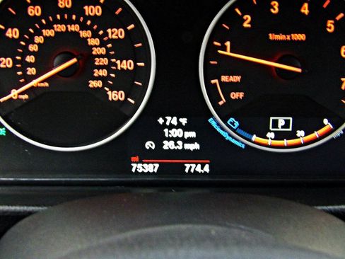 Used 2014 BMW 320i xDrive Sedan AWD/4WD image 14