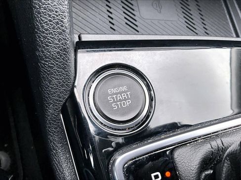 Used 2024 Kia Sportage EX FWD image 33