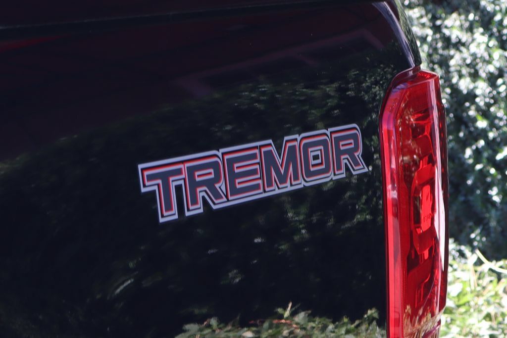 Used 2022 Ford Ranger Lariat w/ Tremor Off-Road Package AWD/4WD image 54