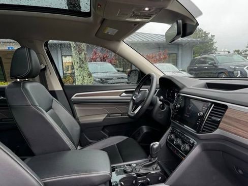 Used 2022 Volkswagen Atlas SEL AWD/4WD image 11