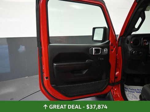 Used 2024 Jeep Wrangler Unlimited Rubicon image 26