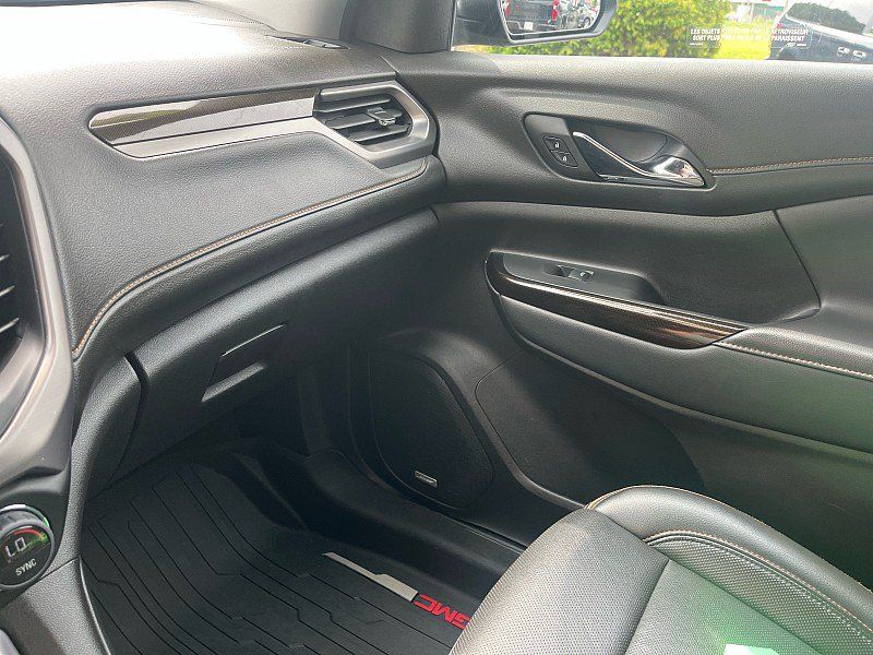 Used 2023 GMC Acadia AT4 AWD/4WD image 25