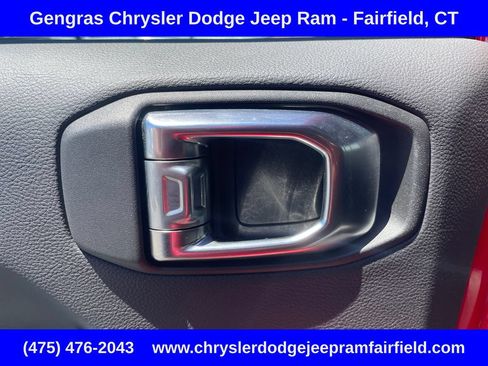 Certified 2025 Jeep Wrangler Unlimited Sahara AWD/4WD image 29