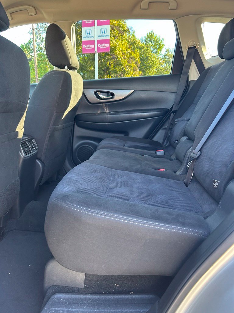 Used 2015 Nissan Rogue SV AWD/4WD image 14