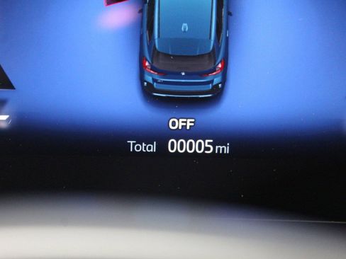 Used 2025 BMW X1 xDrive28i w/ M Sport Package image 16