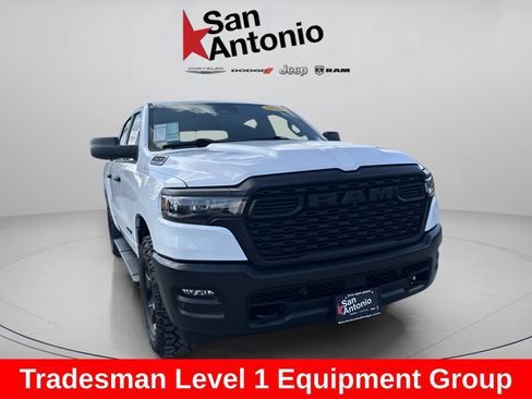 Certified 2025 RAM 1500 Warlock AWD/4WD image 3