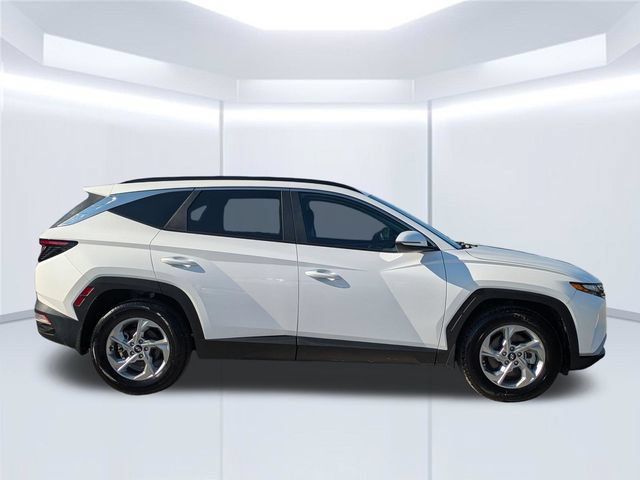 Used 2023 Hyundai Tucson SEL w/ Winter Package FWD image 8
