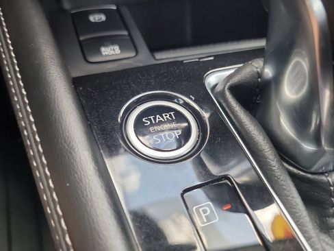 Used 2021 Nissan Kicks SR FWD image 27