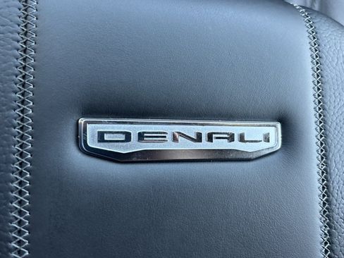 Used 2026 GMC Yukon XL Denali w/ Denali Reserve Package AWD/4WD image 44