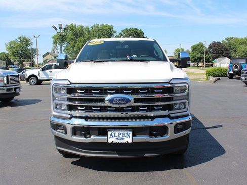 Used 2025 Ford F350 Lariat w/ Lariat Ultimate Package AWD/4WD image 5