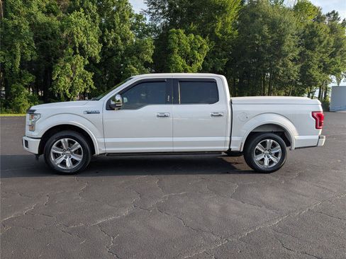Used 2015 Ford F150 Platinum w/ Equipment Group 701A Luxury RWD image 2