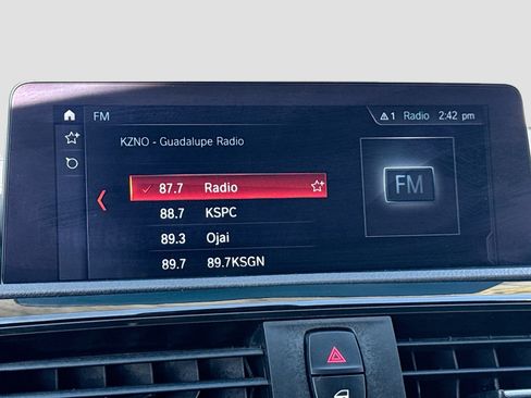 Used 2020 BMW 230i Coupe w/ Convenience Package image 9