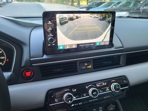 New 2025 Honda Pilot EX-L image 15