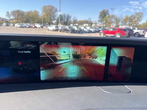 New 2025 Lincoln Nautilus Reserve image 16