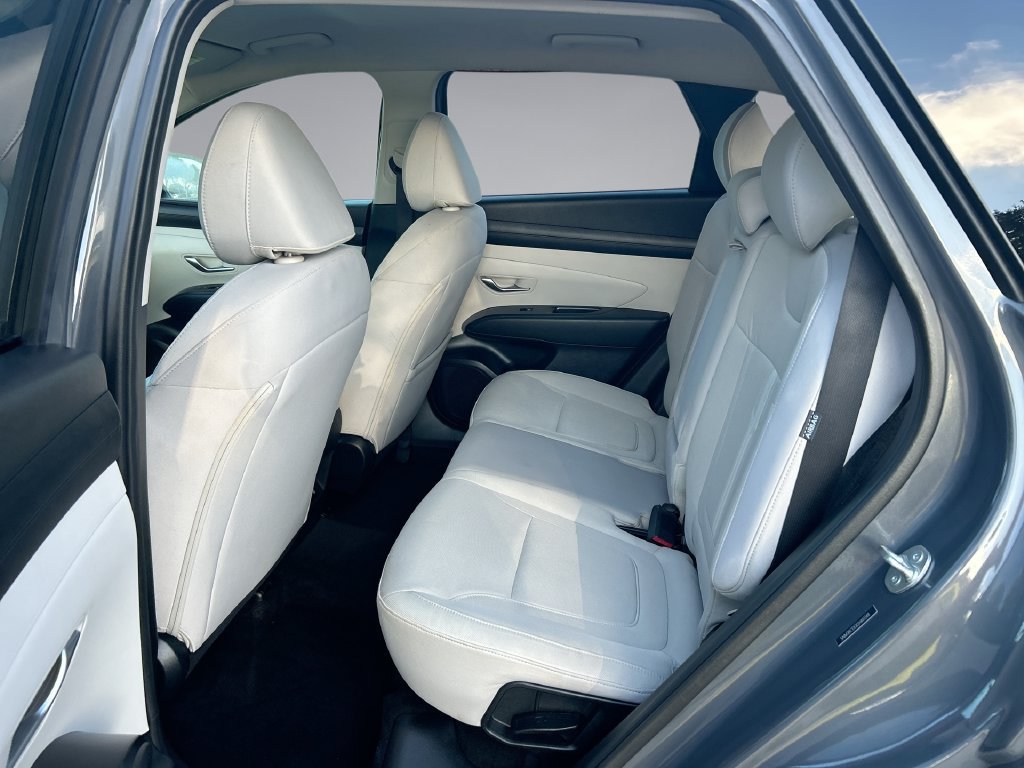 Used 2025 Hyundai Tucson SEL AWD/4WD image 28