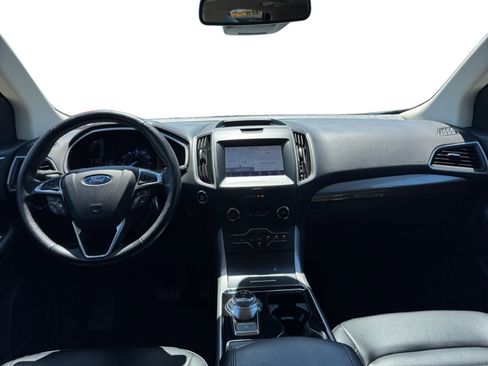Used 2020 Ford Edge SEL w/ Convenience Package image 12