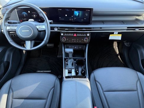 Used 2025 Hyundai Tucson SEL image 14