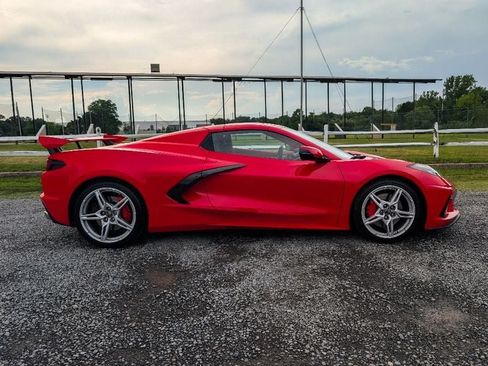 Used 2023 Chevrolet Corvette Stingray Premium Conv w/ Z51 Performance Package RWD image 4